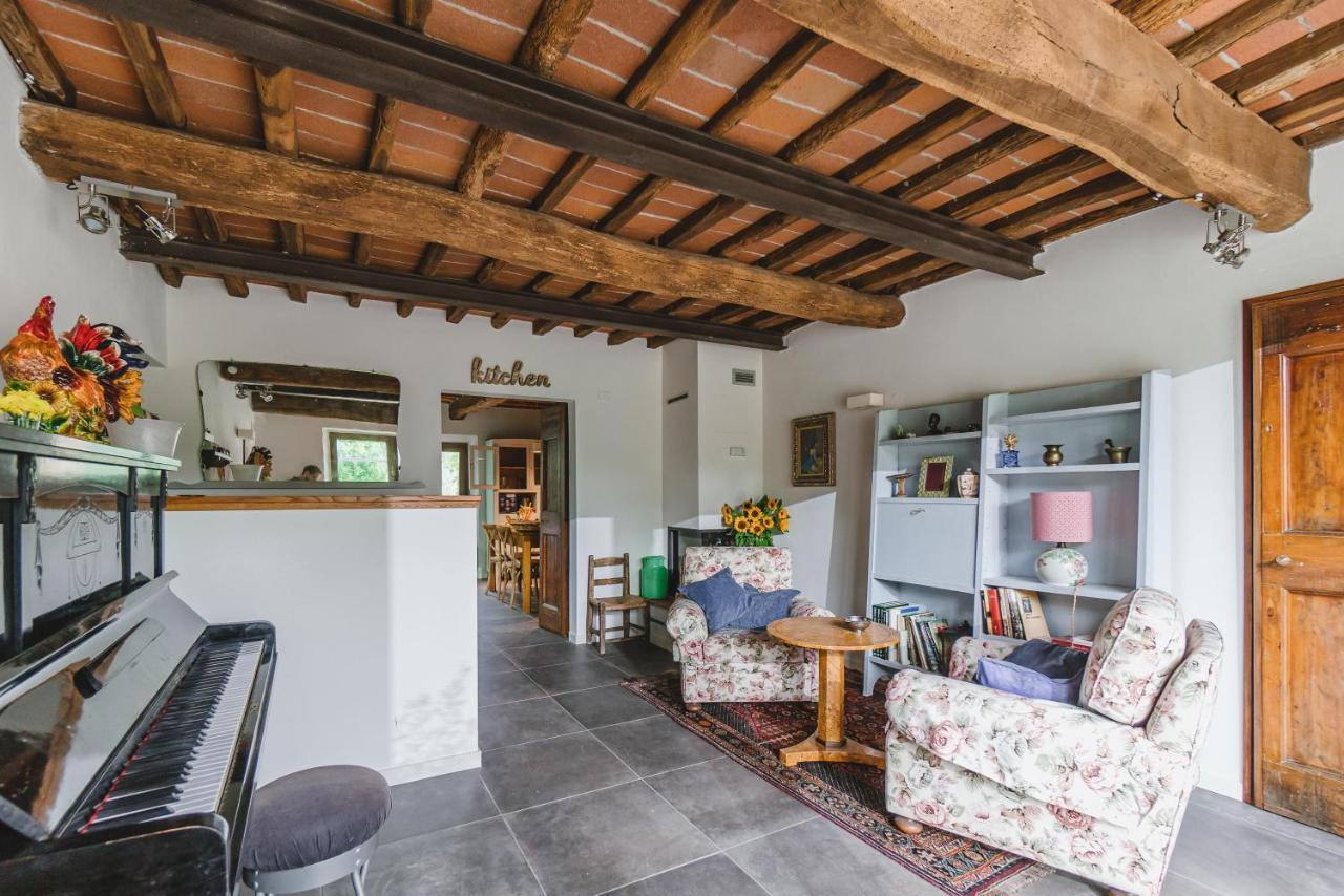 Agriturismo Le Fonti Понтассьеве Экстерьер фото