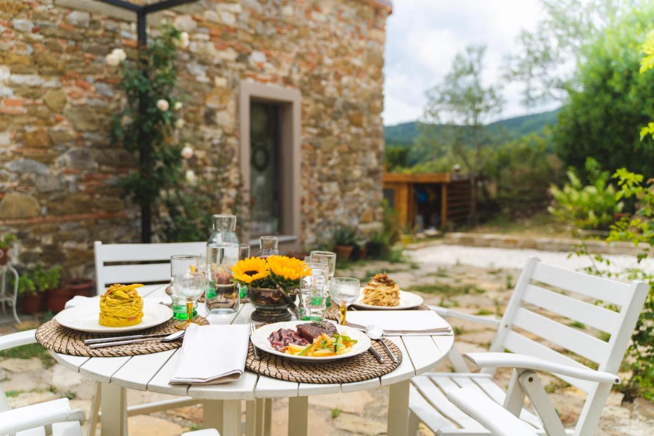 Agriturismo Le Fonti Понтассьеве Экстерьер фото